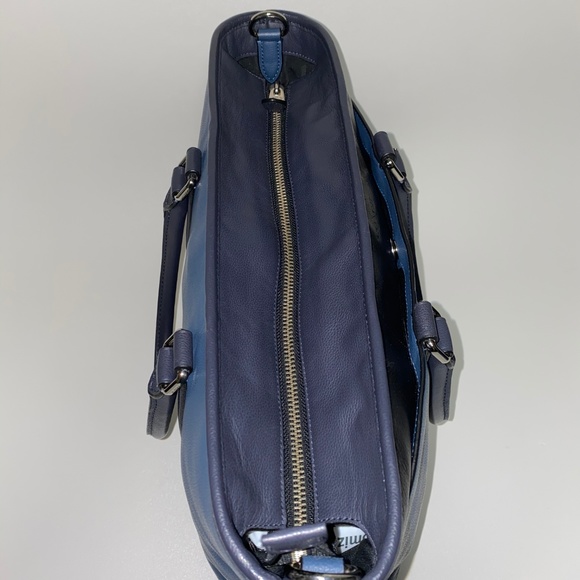 COACH Leather Bag - Picture 4 of 7